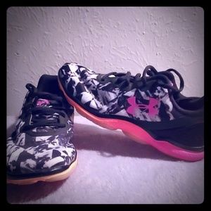 Womans camo under armour sneakers